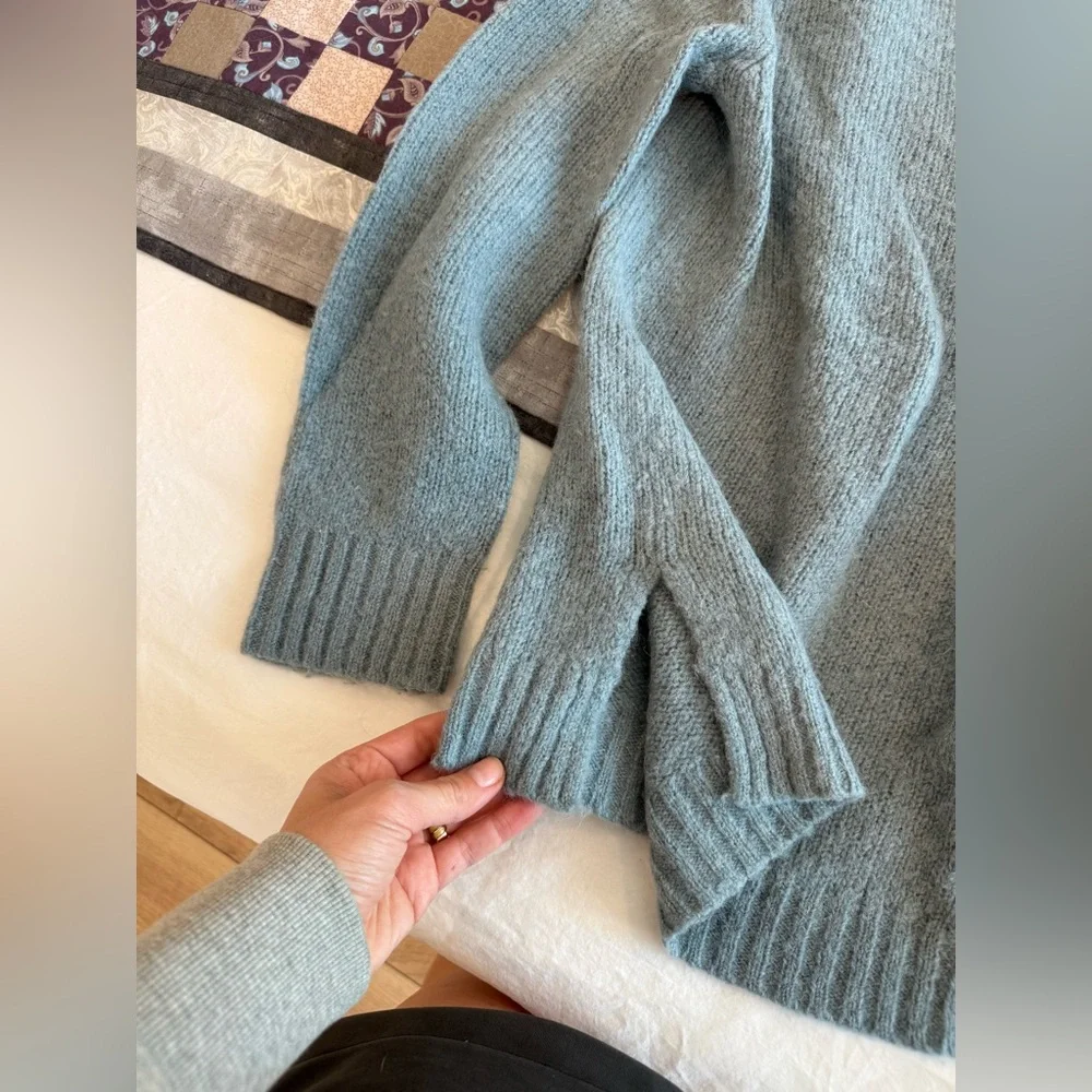 Jenni Kayne Alpaca Mockneck Pullover in Vintage Blue - Picture 9 of 11